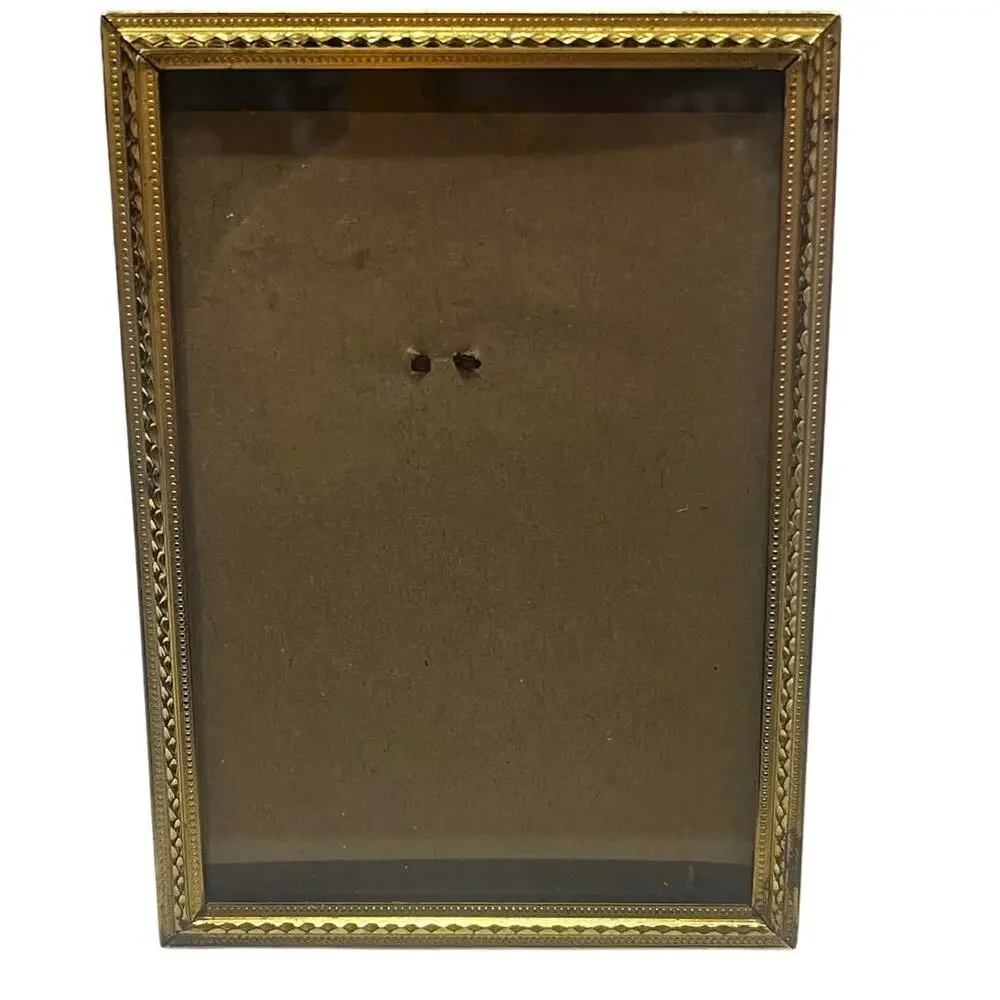 Vintage Gold/Brass 5.5” Picture Frame Tabletop Home Decor Antique Style